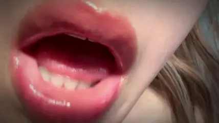 ASMR #小灿助眠 躲在窗下的邻居舔屏-boKE